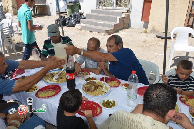 كفرقاسم : ابناء المرحوم الحاج علي توفيق حمودي يُعدون وليمة غداء وقراءة الفاتحة عن روح والدهم المرحوم الحاج علي توفيق حمودي بدير  ابو احسان